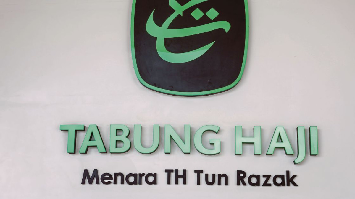 Parliament Carries On With Tabung Haji RCI Debate Despite Opposition Disruption and PM Absence