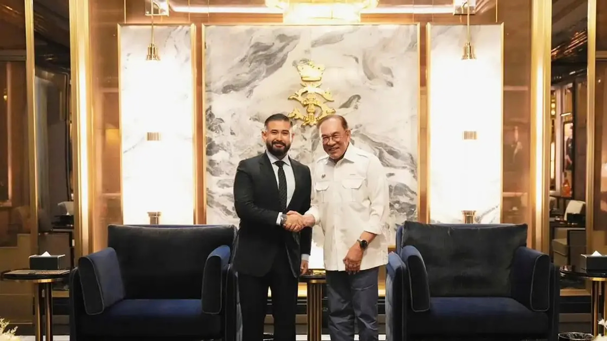 Anwar and Johor Regent TMJ Commit to Strengthening State-Federal Government Ties