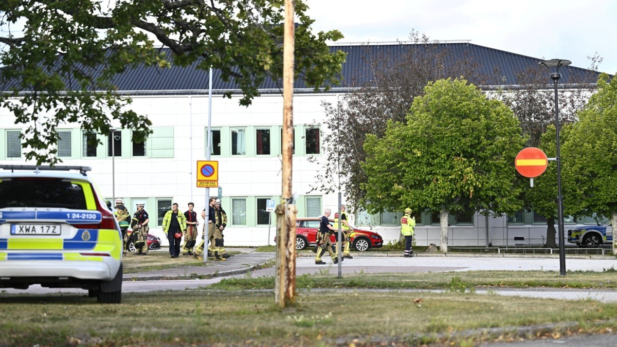 Student Dies in Sword Attack at Swedish School