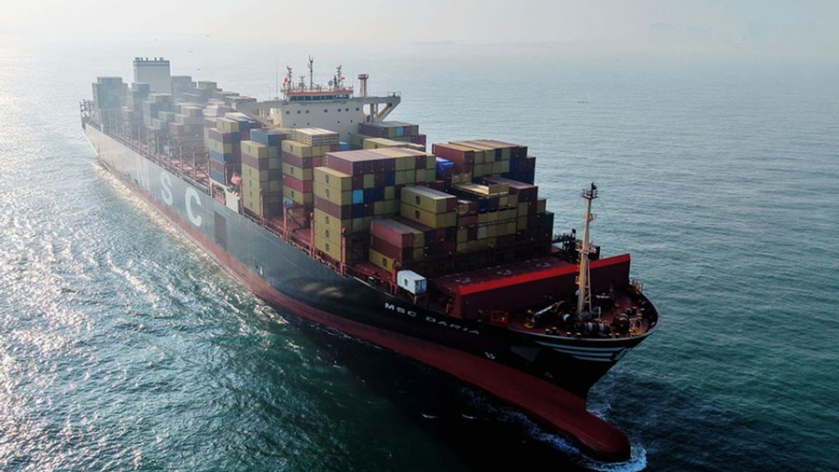Washington Expands Iran Oil Sanctions to Target 10 Chinese Shipping Firms