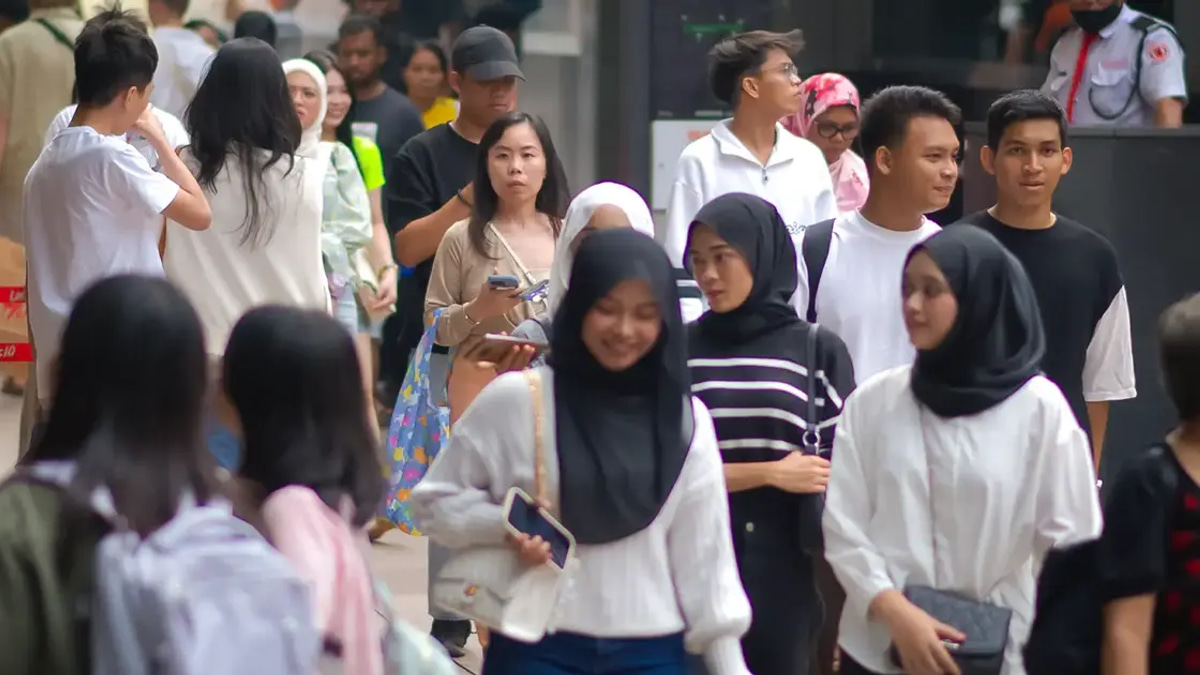 Johor Youth Demand Substance Over Sentiment: Jobs, Wages and Housing Must Top BN's Agenda
