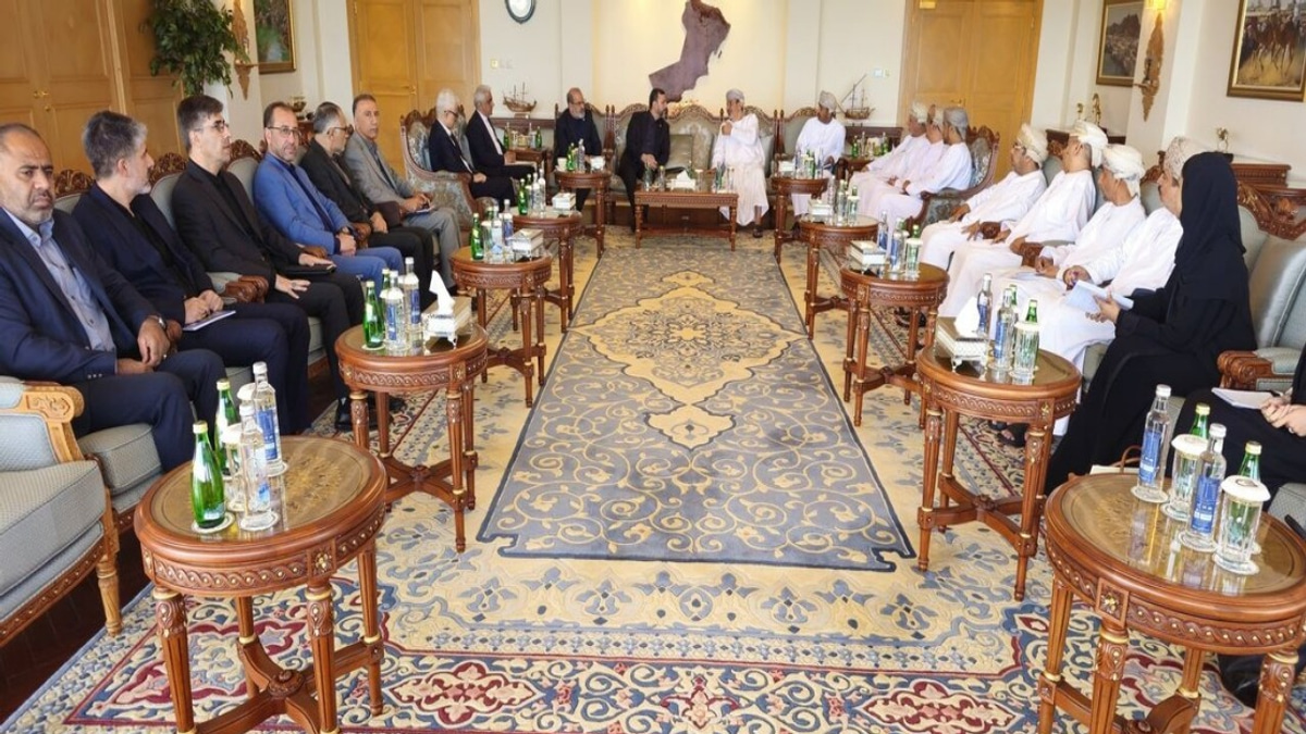 Iran and Oman Establish Joint Committee to Govern Strait of Hormuz