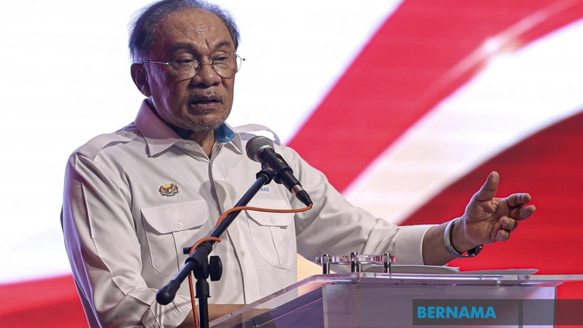 JPKK Leaders Must Uphold Integrity and Serve People Accurately, Anwar Says