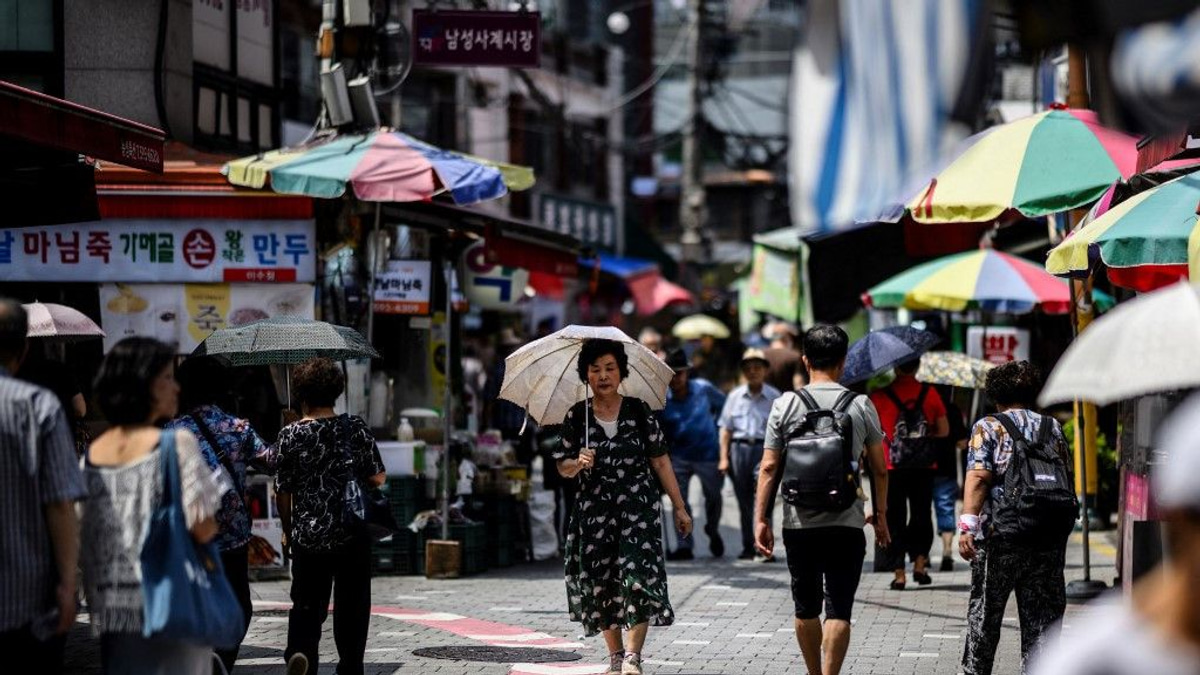 South Korea swelters under record heat as 41.4°C temperature shatters all-time mark