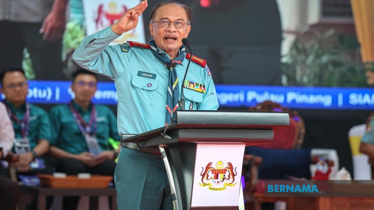 Nation's Progress Demands Morally Grounded, Disciplined Youth, Says Anwar