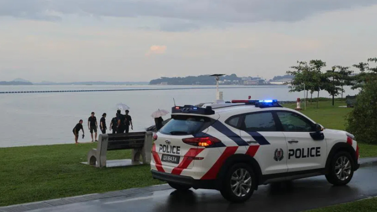 Paddleboarder dies after lightning strike off Singapore's Pasir Ris Beach