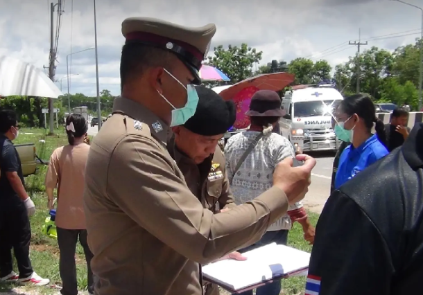 Ten Buddhist monks killed as child drives truck into Thai procession