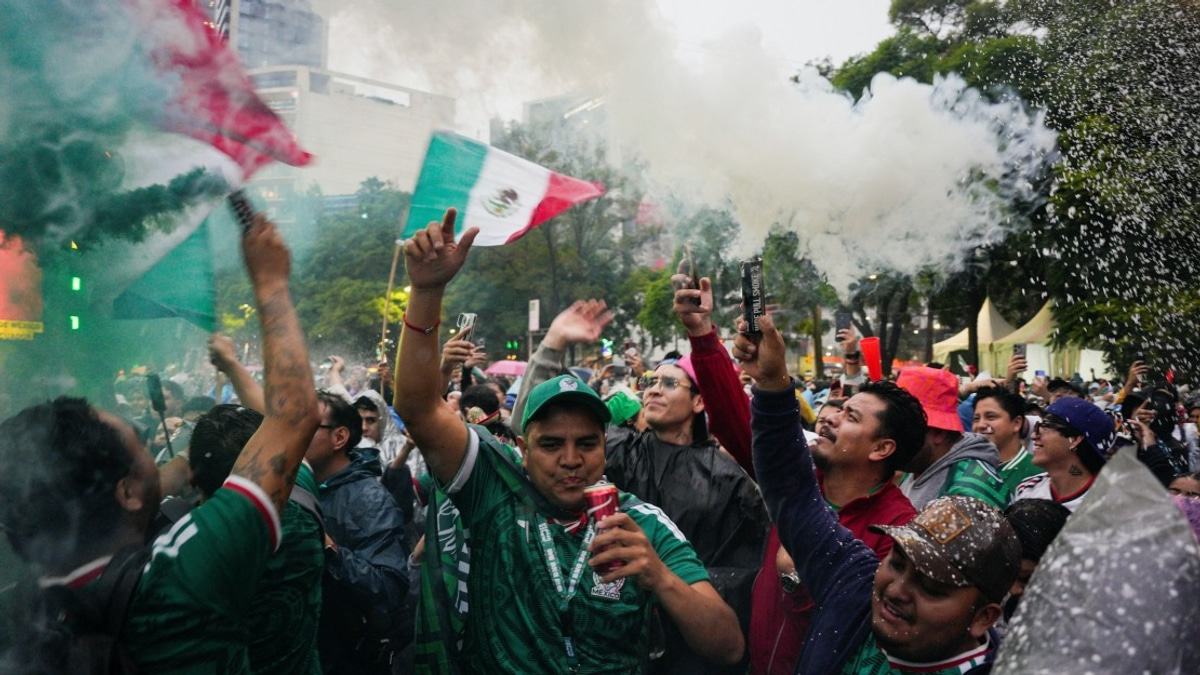 Three Deaths Reported in Mexico City as Fans Celebrate World Cup Qualification