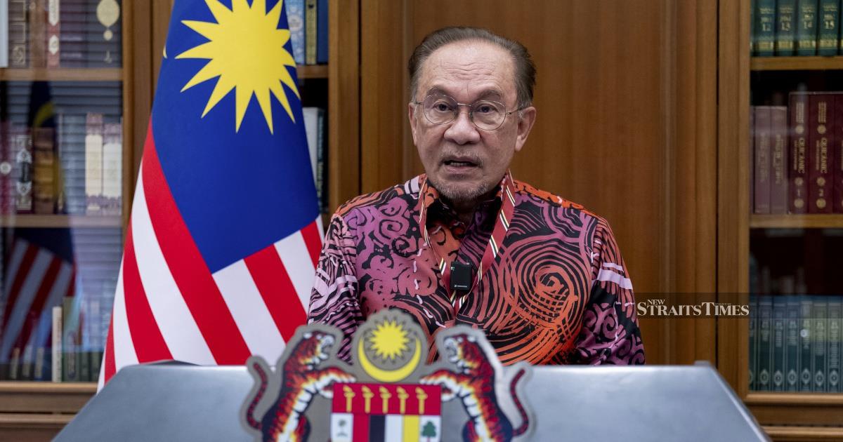 Anwar Extends Formal Congratulations to Beijing on Chinese Communist Party's 105th Anniversary