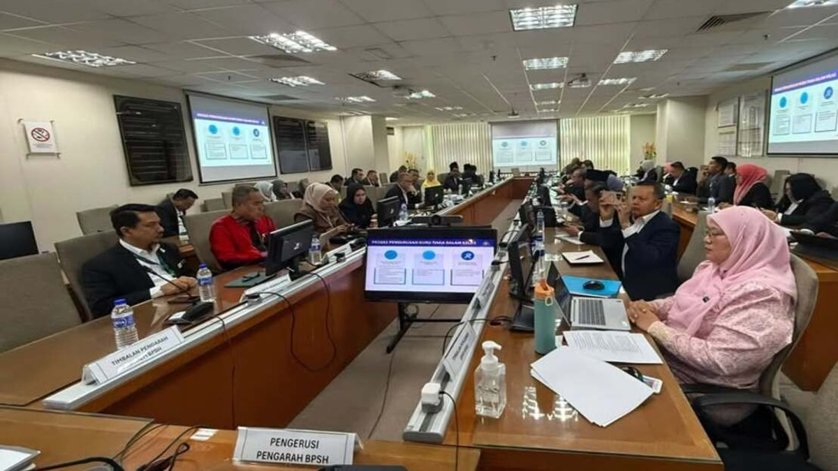 School Pupil Protection Policy Aims to Support Teachers, Not Burden Them, Says Fadhlina