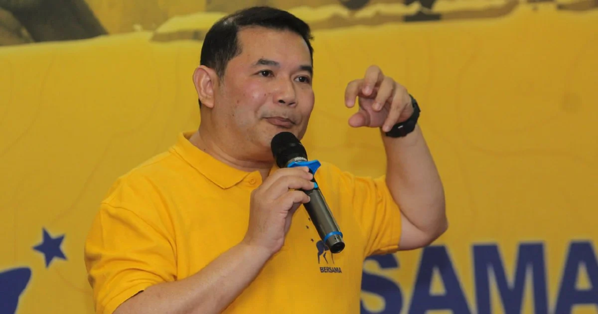Rafizi confirms overtures from Pakatan Harapan and Umno leaders seeking to join Bersama