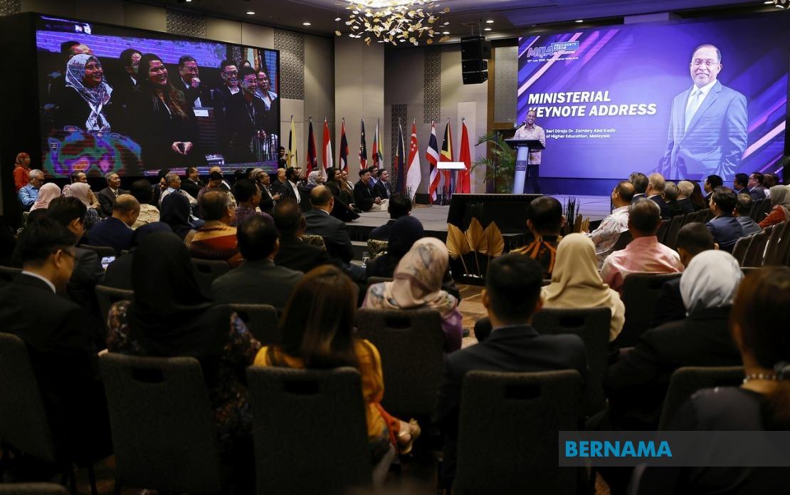 Government Committed to Protecting Academic Freedom, Says Higher Education Minister