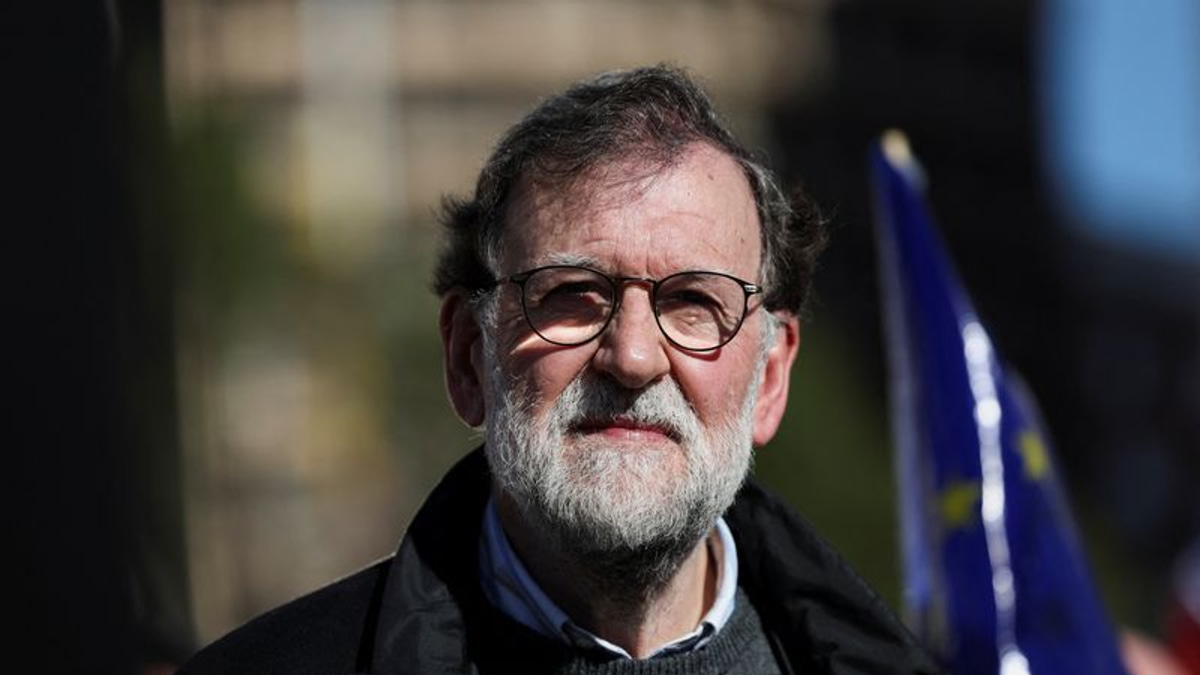 Spain apologises for ex-PM's comments questioning 'Frenchness' of France's World Cup squad