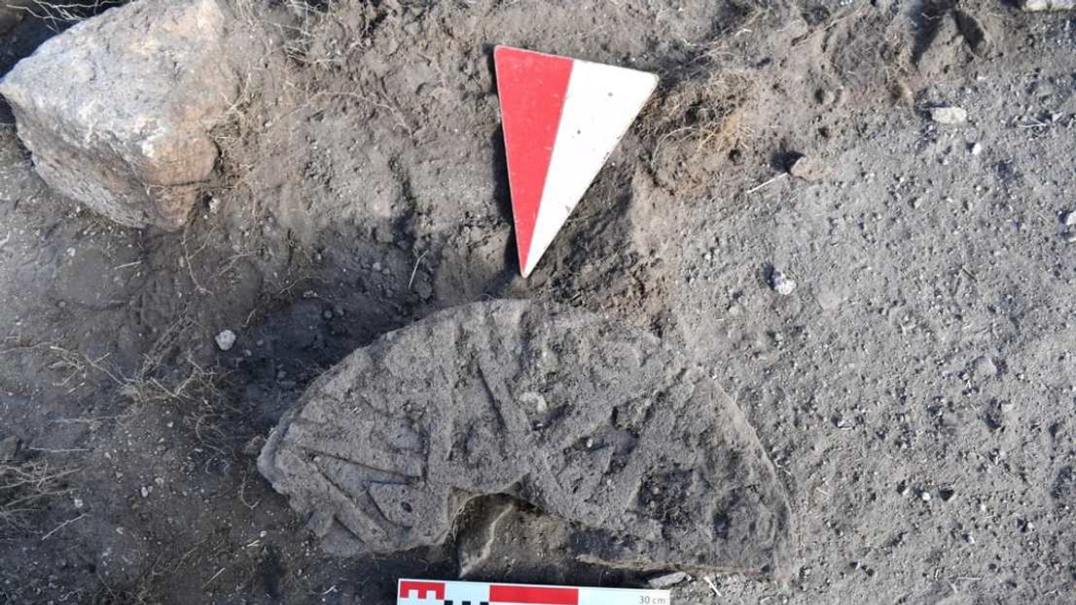 Rare Stone Inscribed with Prophet Muhammad's Name Discovered at Ancient Ani Site in Türkiye