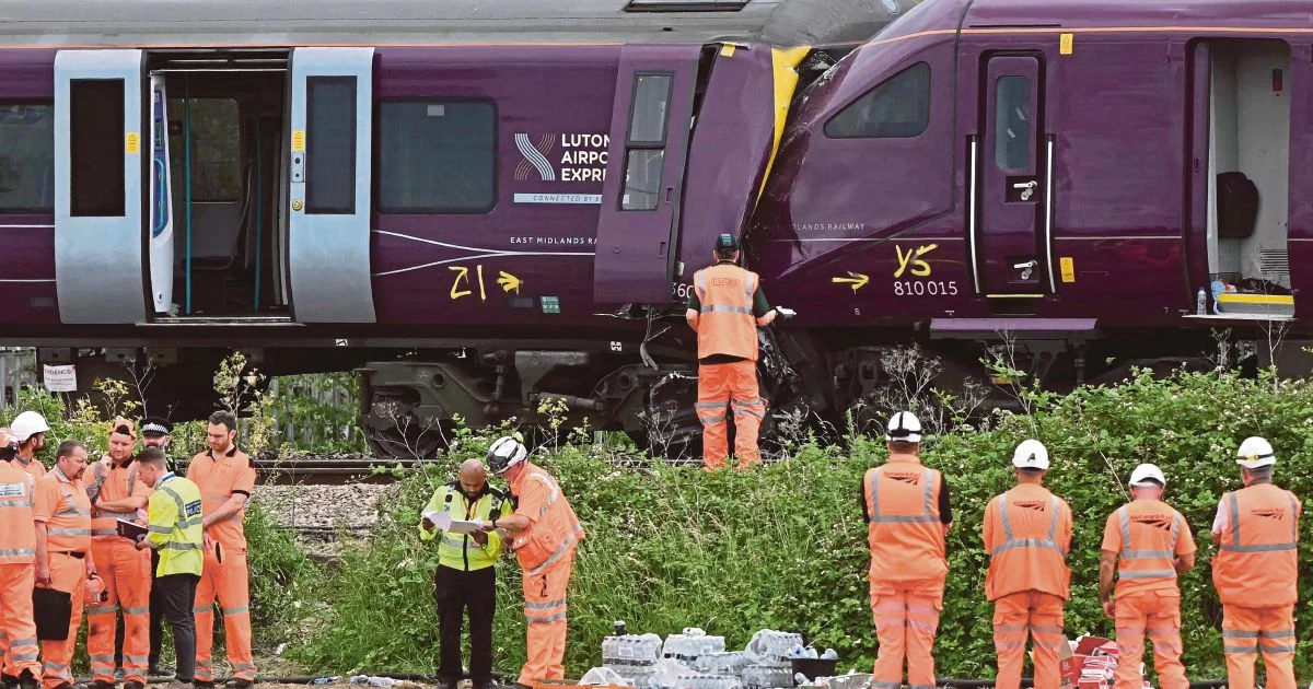 UK Train Collision Kills Driver, Leaves 28 Hospitalised as Investigators Begin Probe