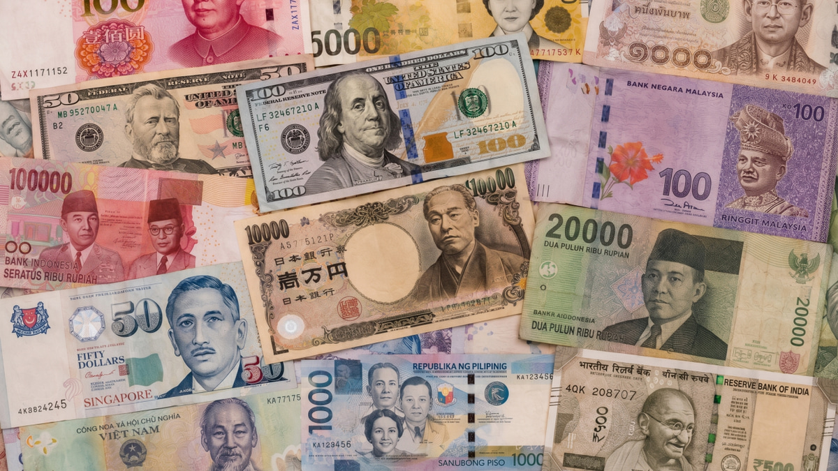 Asian Markets Reel From Gulf Tensions as Currency Weakness Spreads; Malaysia's Political Uncertainty Weighs on Ringgit