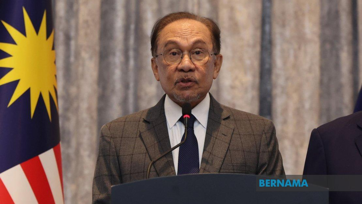 Media Must Balance Innovation With Ethics, Says PM Anwar