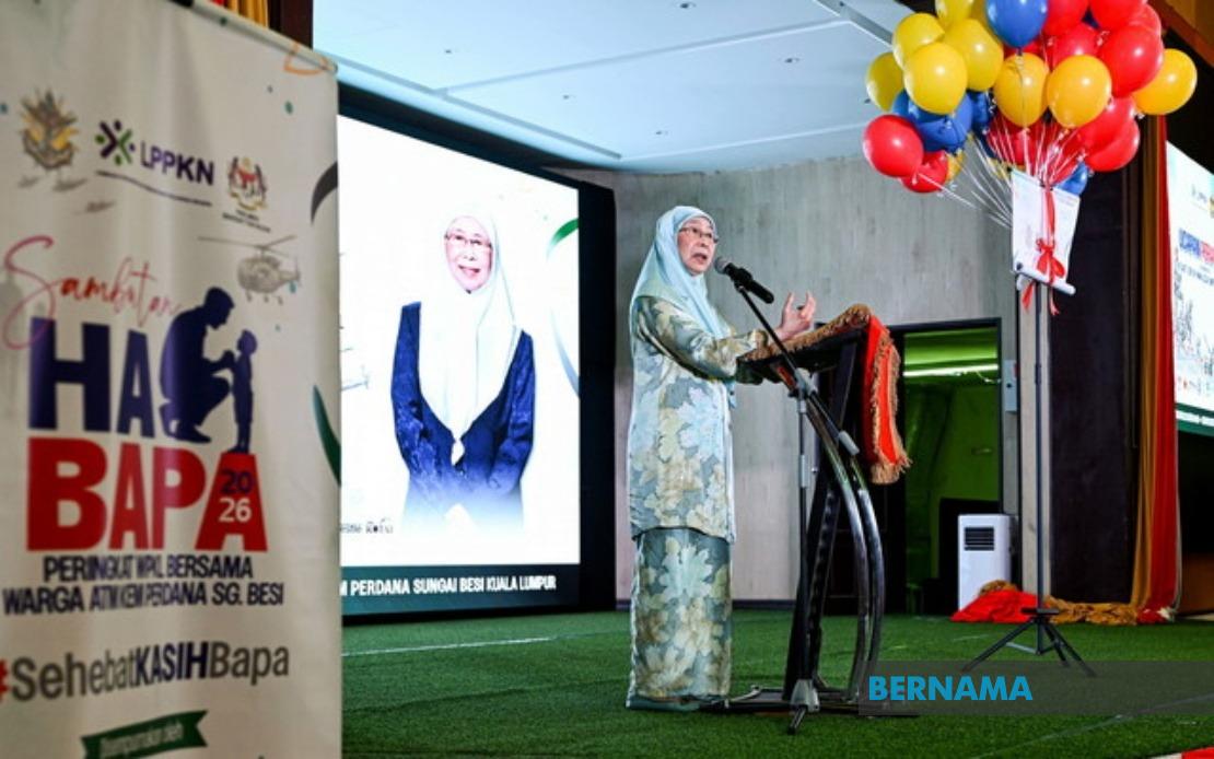 Military Fathers Need Enhanced Support, Says Dr Wan Azizah