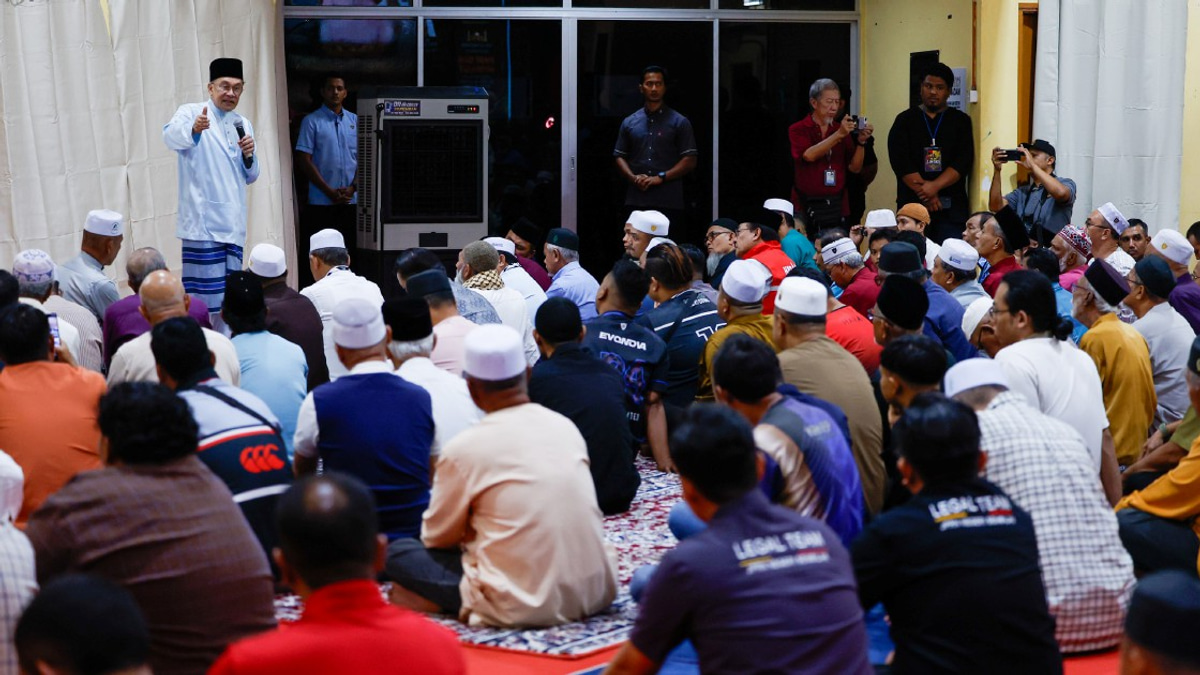 Anwar Urges Negri Sembilan Voters to Judge Leaders by Track Record, Not Campaign Pledges