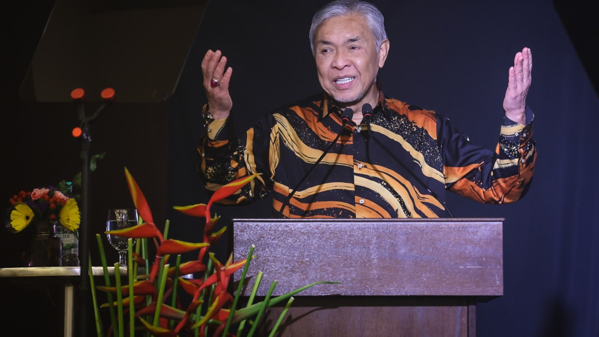 Zahid Claims Momentum for Federal Power After State Victories in Johor and Negeri Sembilan