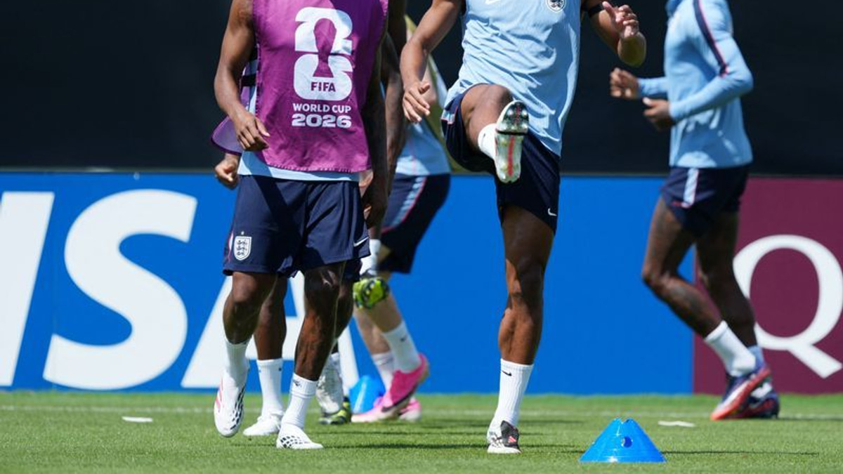 England Focus on Unity as They Prepare for Argentina World Cup Showdown