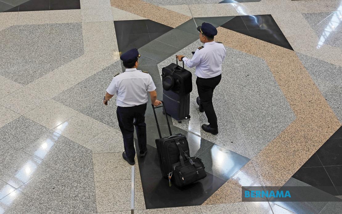 Lee Calls for KLIA Security Review After Malaysian Pilot's Drug Arrest in Jakarta