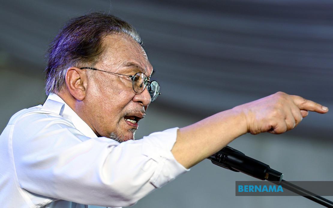 Fair Governance at All Levels Essential to National Unity, Anwar Tells Community Leaders