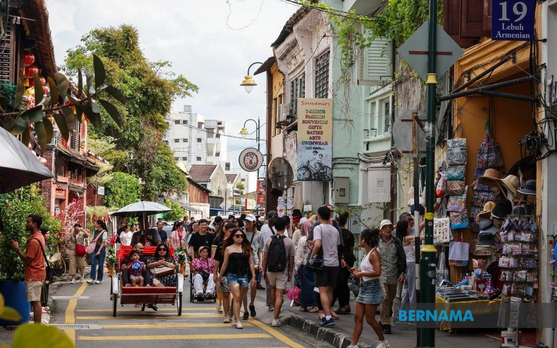 Penang Orders Heritage Building Safety Audit After Armenian Street Collapse Injures Tourists