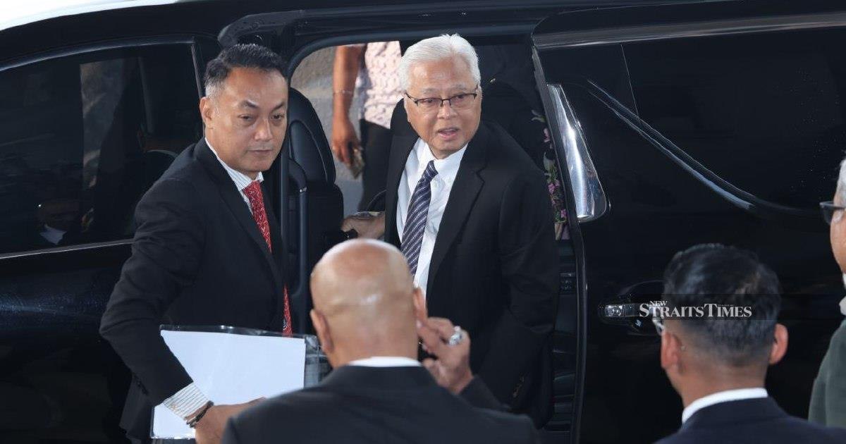Former PM Ismail Sabri Faces Court Charge Over Asset Declaration Failure