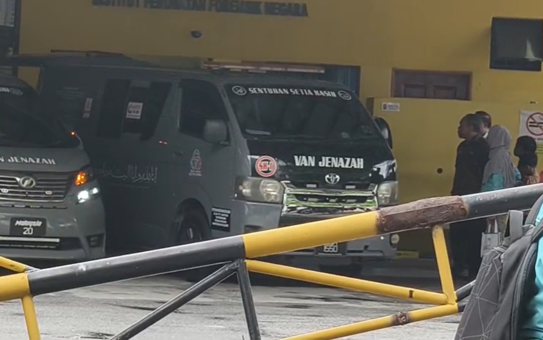 Three Family Members Killed in Kuala Lumpur JIM Lorry Crash To Be Laid To Rest in Perak