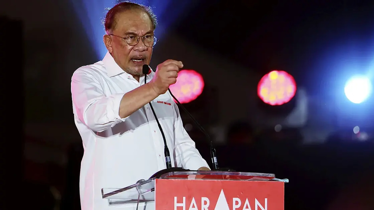 Anwar urges restraint on royal matters as Negeri Sembilan state polls approach