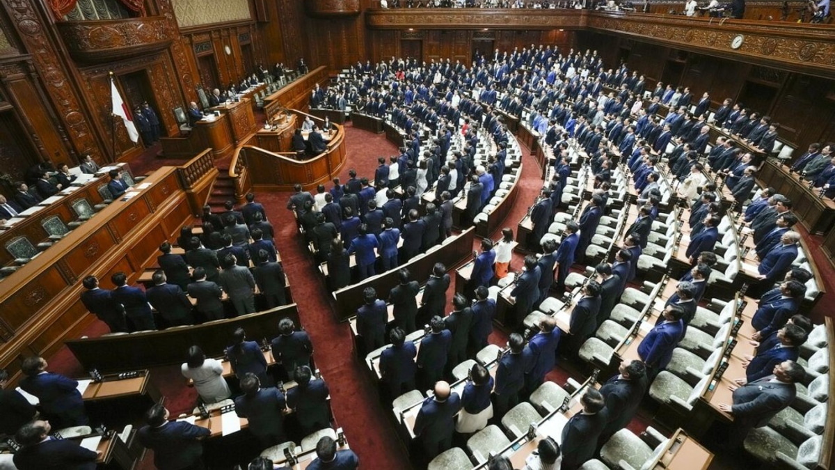 Japan's Lower House Fast-Tracks Imperial Law Overhaul in Single-Day Debate