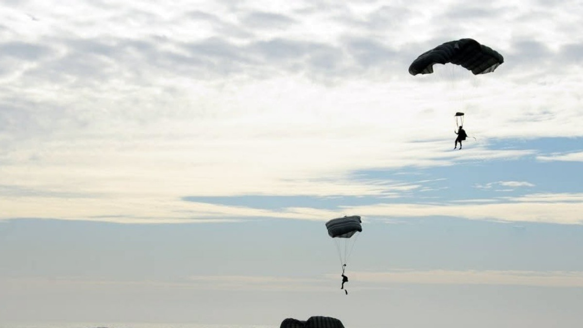 Six PASKAL commandos rescued after drifting in South China Sea during parachute drill