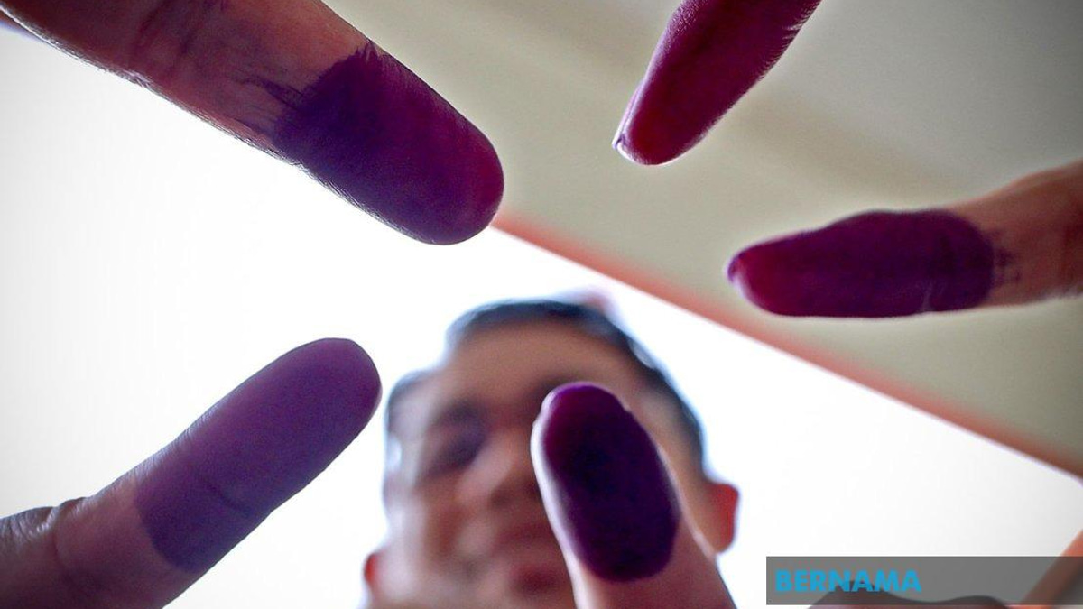 Young Voters Emerge as Election Wildcards in Johor's Tight Three-Way Contest