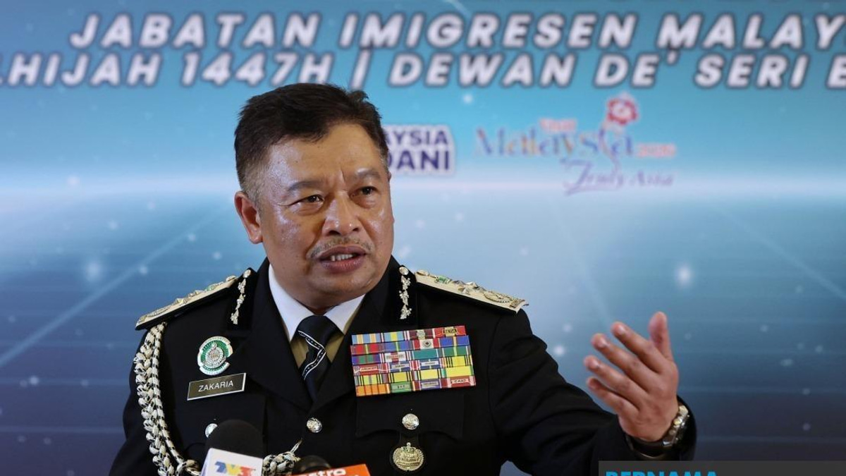 Only Two Airlines Report Problems Processing Malaysian Passports Valid Over 10 Years