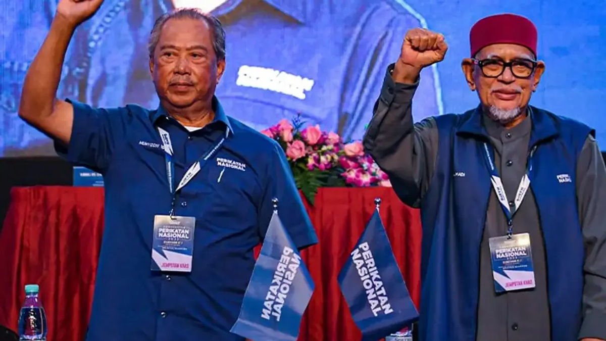 Muhyiddin Says PAS, Not Bersatu, Should Exit PN Coalition