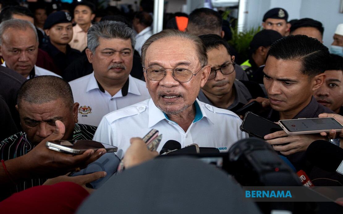 PM Anwar Warns Cabinet Members Against Attacking Federal Government in State Election Campaigns
