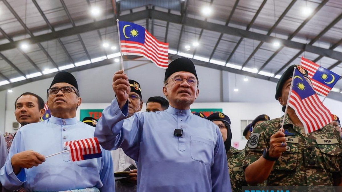 Don't Win Through Slander, PM Anwar Urges Parties in Negeri Sembilan Campaign