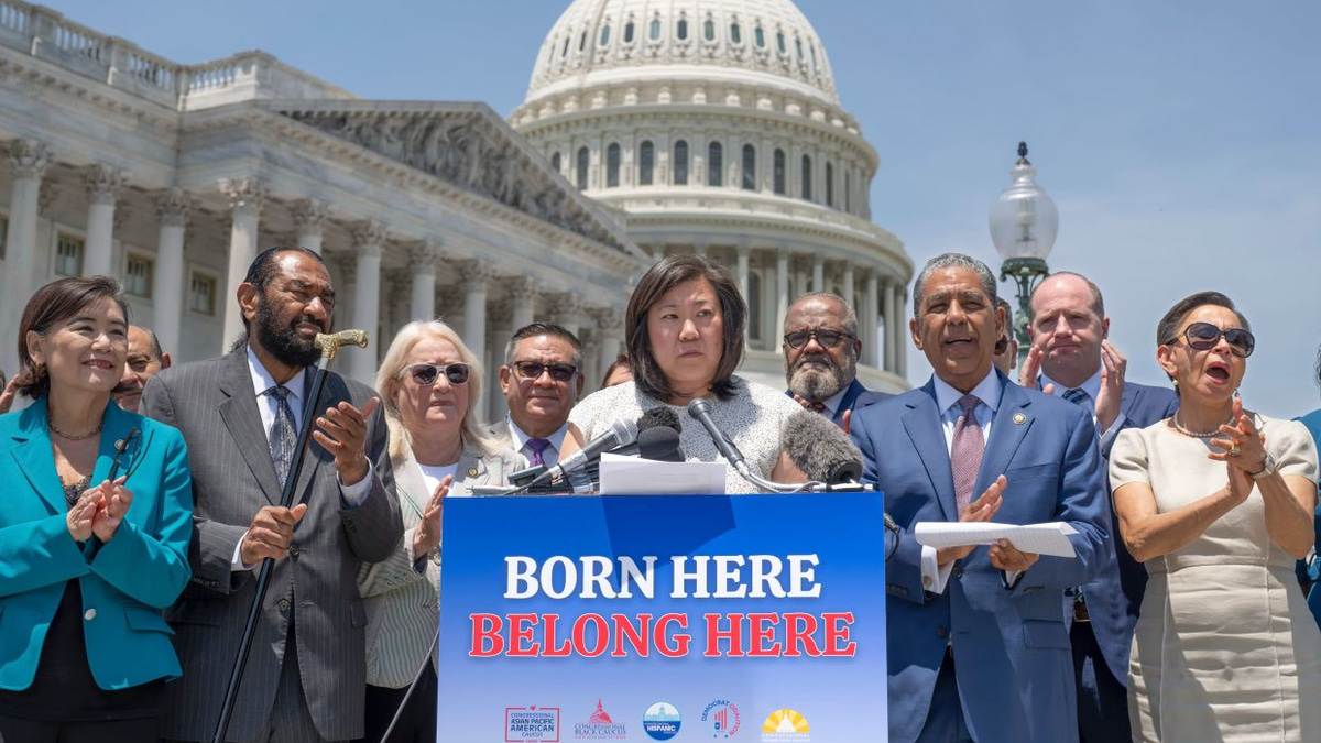 US Supreme Court Blocks Trump's Birthright Citizenship Order, Upholds Constitutional Right