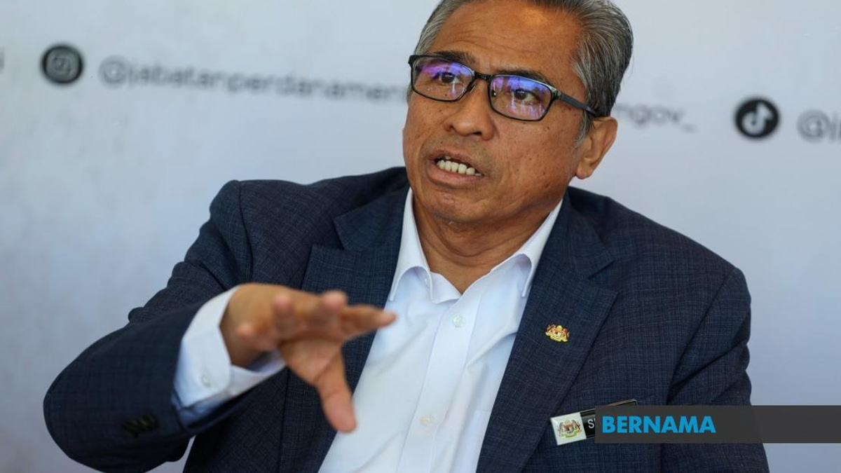 Civil Service Must Act Swiftly to Capitalise on Malaysia's New Global Partnerships, Says Shamsul Azri