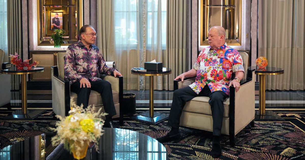 King Meets PM Ahead of Malaysia's 69th National Day