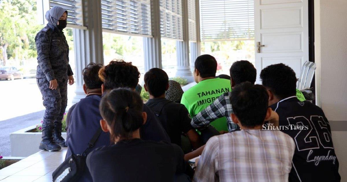10 Undocumented Migrants Face Charges Over Illegal Entry and Overstaying in Pasir Mas