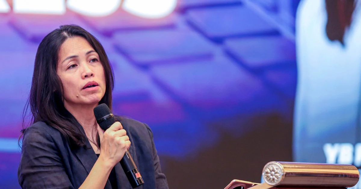 Communications Ministry Urges Government Officials to Steer Clear of Sensitive Topics and Unguarded Remarks