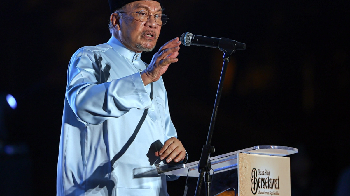 Anwar Ibrahim pledges transparency on Tabung Haji probe, warns against further delays