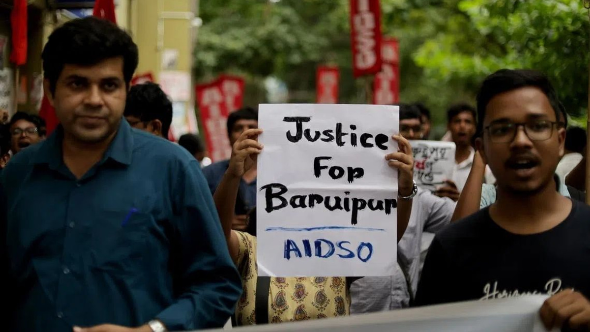 Indian police arrest dozens as outrage over child's death sparks violent protests