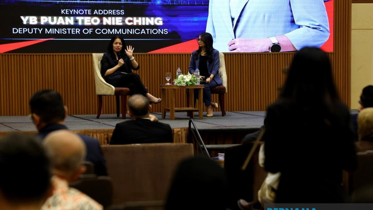 Civil Servants Must Avoid Inappropriate Language and 3R Sensitivities, Says Teo