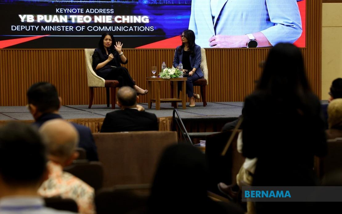 Civil Servants Must Avoid Inappropriate Language and 3R Sensitivities, Says Teo