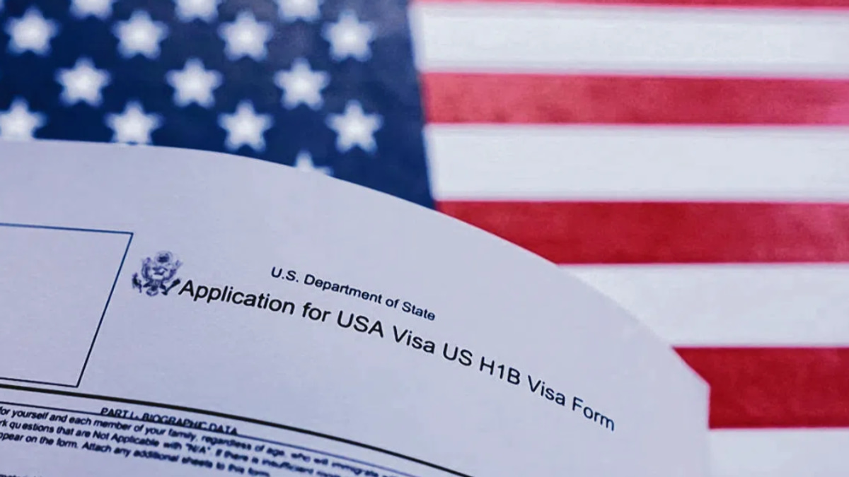 Trump's H-1B Restrictions Drive Wave of Tech Talent Back to India and China