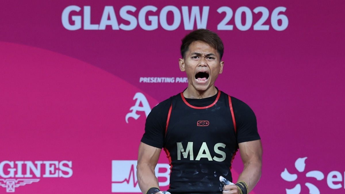 Anwar Hails Historic Commonwealth Games Weightlifting Gold for Malaysia