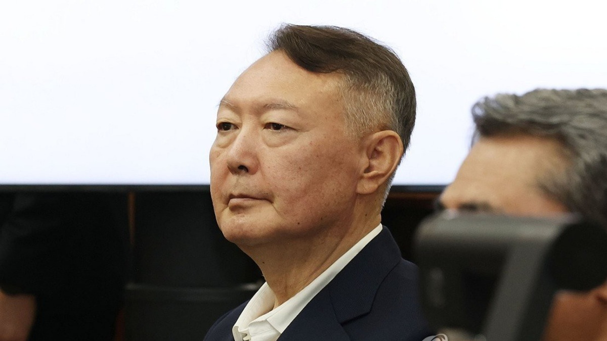 South Korea's Ex-President Yoon Convicted in Opinion Poll Funds Case, Handed Two-Year Sentence